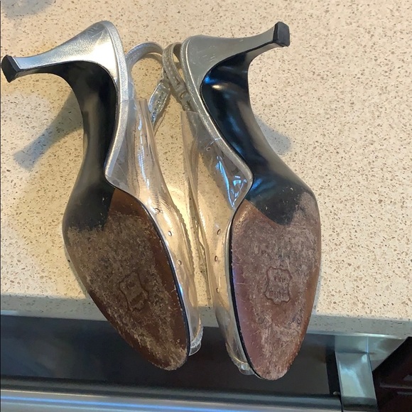 Classic Stuart Weitzman “Cinderella” Slingbacks - Picture 3 of 4